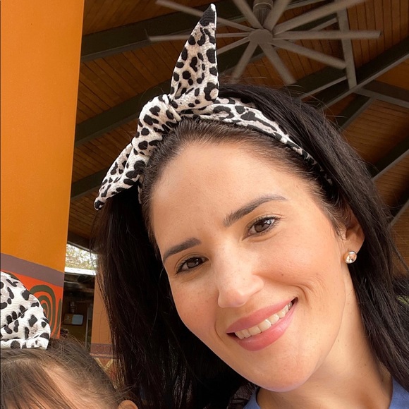 Meet your Posher, Nelly - Picture 1 of 1